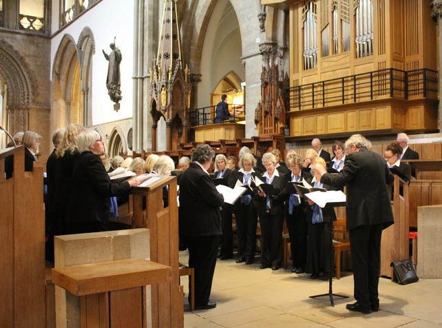 Rehearsing for evensong at Llandaff Cathedral 2020